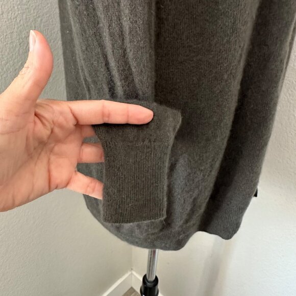 C By Bloomingdale's 2 Ply Cashmere Open Front Cardigan Greyish Brown Sz S - Picture 10 of 13